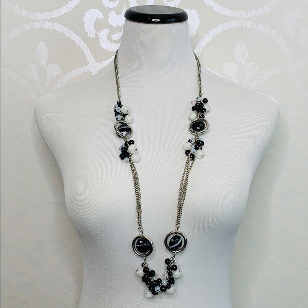 VINTAGE 36” BEADED NECKLACE